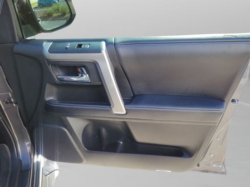 Used 2019 Toyota 4Runner Limited RWD image 27