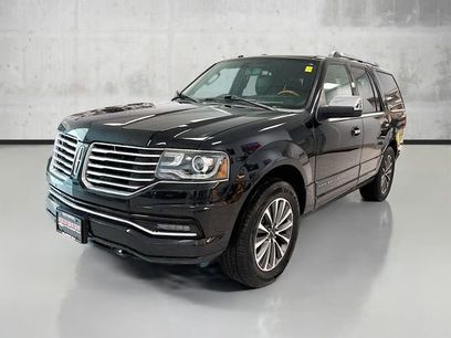 Used 2017 Lincoln Navigator Select