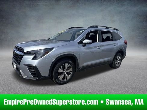 Used 2023 Subaru Ascent Premium AWD/4WD image 1