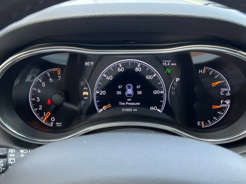 Used 2022 Jeep Grand Cherokee Laredo X AWD/4WD image 17