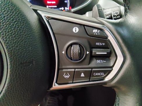 Used 2023 Acura MDX SH-AWD w/ Technology Package image 29