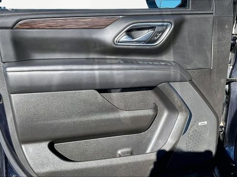 Used 2021 Chevrolet Tahoe Z71 w/ Luxury Package image 23