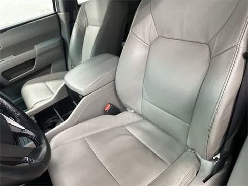 Used 2010 Honda Pilot EX-L image 10