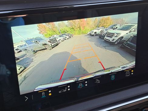 Used 2023 GMC Sierra 1500 AT4 w/ Technology Package image 23