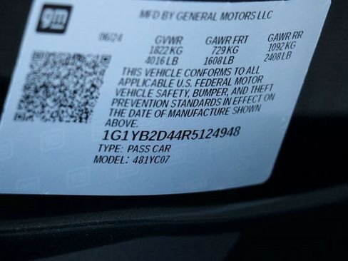 Used 2024 Chevrolet Corvette Stingray Preferred Cpe w/ 2LT image 32