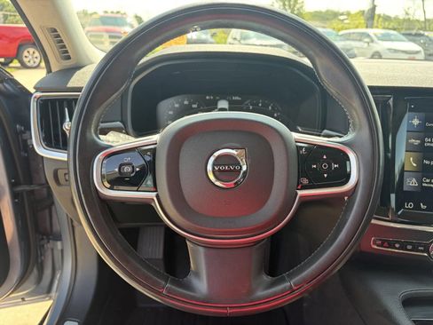 Used 2017 Volvo S90 T6 Momentum w/ Climate Package AWD/4WD image 12