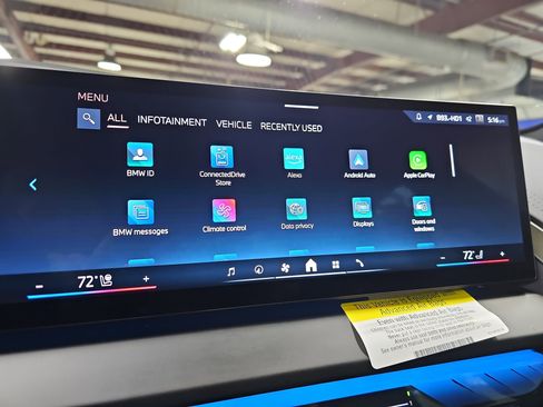 Certified 2025 BMW X3 xDrive30i w/ M Sport Package image 24