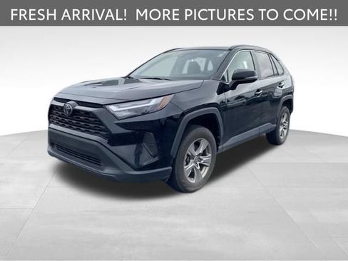 Used 2024 Toyota RAV4 XLE FWD image 1