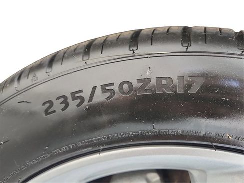 Used 2018 Ford Fusion SE w/ Fusion SE Technology Package image 36