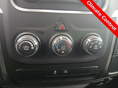 Used 2024 RAM 1500 Classic SLT image 20