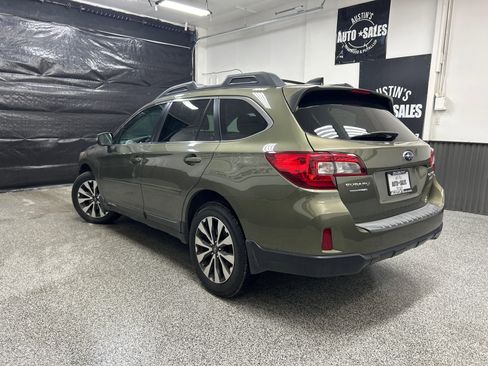 Used 2016 Subaru Outback 2.5i Limited image 4