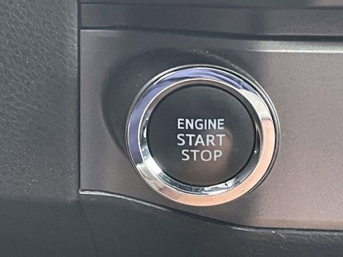 Used 2022 Toyota Tacoma TRD Sport image 36