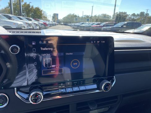 New 2026 Chevrolet Colorado W/T image 22