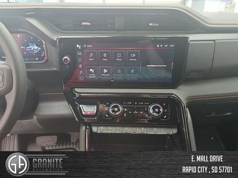 New 2026 GMC Sierra 1500 AT4 w/ AT4 Premium Package AWD/4WD image 17