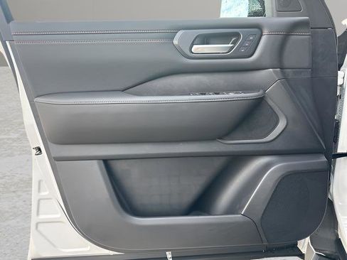 New 2026 Nissan Armada PRO-4X w/ Captain's Chari Seat Package AWD/4WD image 14