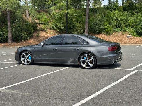 Used 2014 Audi S8 AWD/4WD image 7