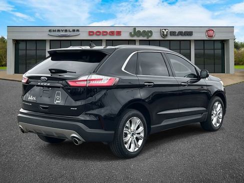 Used 2022 Ford Edge Titanium w/ Equipment Group 301A image 34