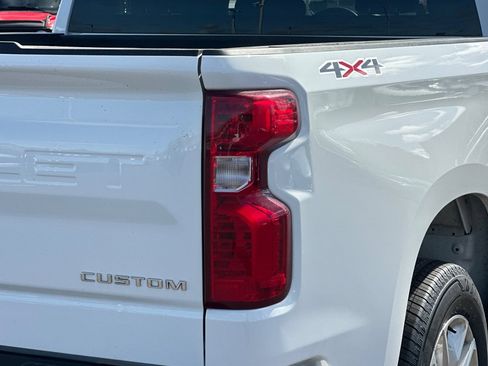 Used 2024 Chevrolet Silverado 1500 Custom AWD/4WD image 25