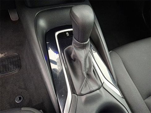 Used 2024 Toyota Corolla LE image 14