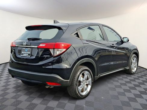 Used 2019 Honda HR-V LX image 7