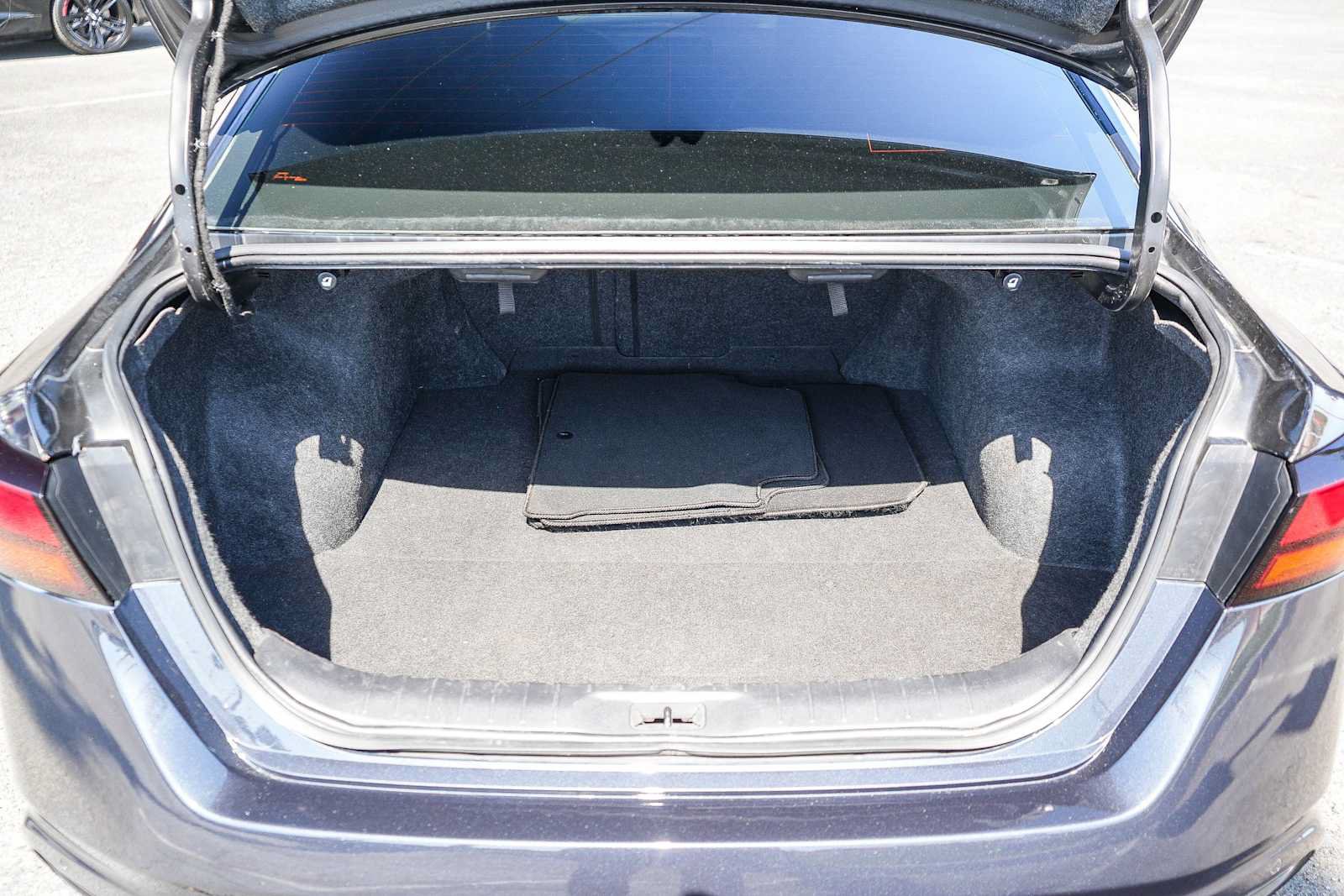 Used 2019 Nissan Altima 2.5 SL FWD image 28