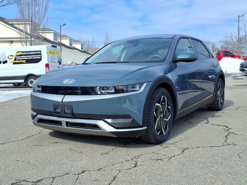 Certified 2024 Hyundai Ioniq 5 SE image 7