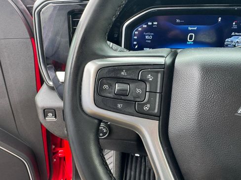 Used 2025 Chevrolet Silverado 1500 LT image 24