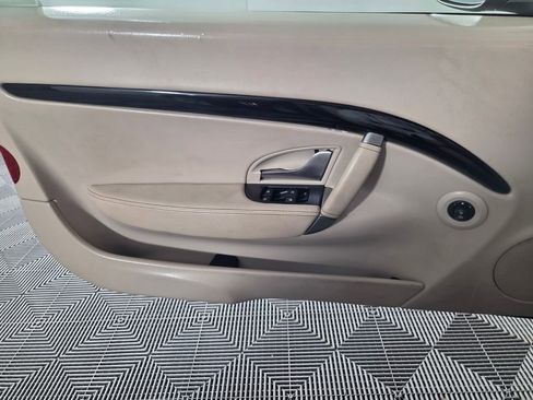 Used 2011 Maserati GranTurismo Convertible RWD image 19