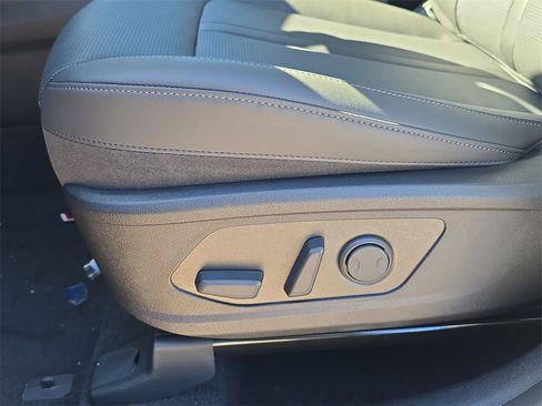 New 2026 Kia Sorento S image 22