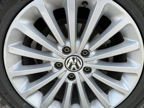 Used 2017 Volkswagen Passat 1.8T SE FWD image 10