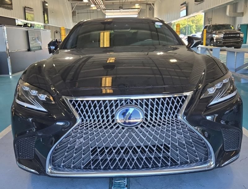 Used 2018 Lexus LS 500h AWD w/ Luxury Package image 2