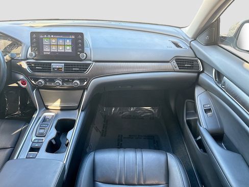 Used 2022 Honda Accord EX-L image 17