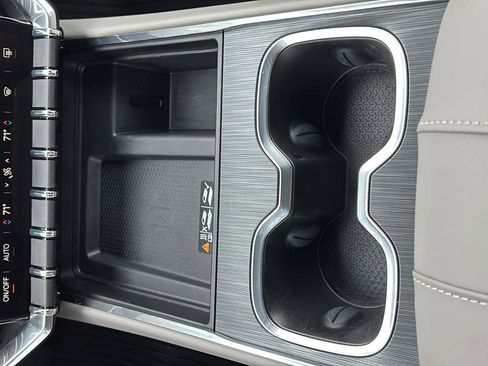 New 2025 GMC Acadia Elevation w/ Elevation Premium Package image 36