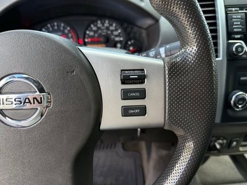 Used 2015 Nissan Frontier SV image 12