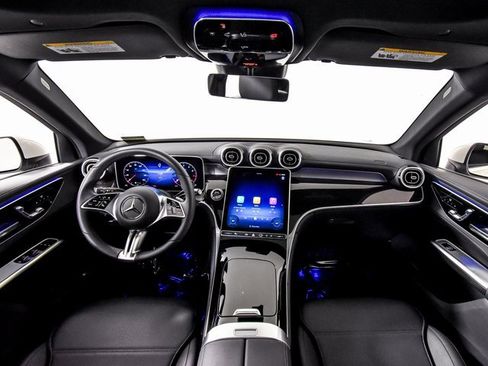 Certified 2025 Mercedes-Benz GLC 300 image 3