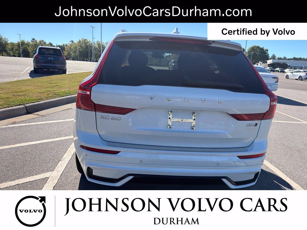 Certified 2025 Volvo XC60 B5 Ultra w/ Protection Package Premier AWD/4WD image 15