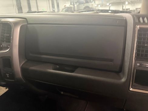 Used 2018 RAM 2500 Big Horn w/ Sport Appearance Group image 40