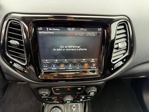Used 2018 Jeep Compass Latitude w/ Popular Equipment Group AWD/4WD image 23