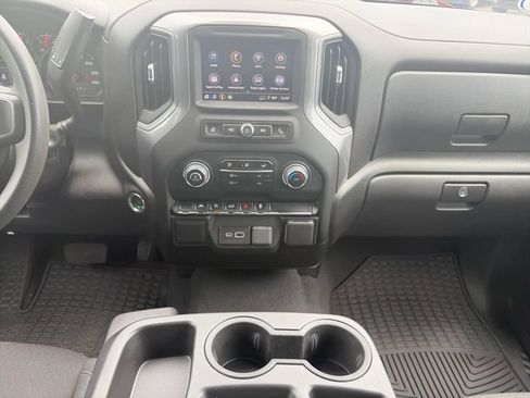 Used 2024 Chevrolet Silverado 1500 Custom AWD/4WD image 11