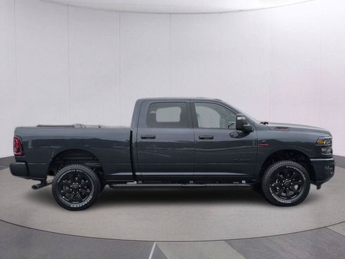 New 2026 RAM 2500 Big Horn AWD/4WD image 7