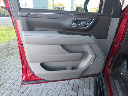 Used 2021 Chevrolet Tahoe LT image 23