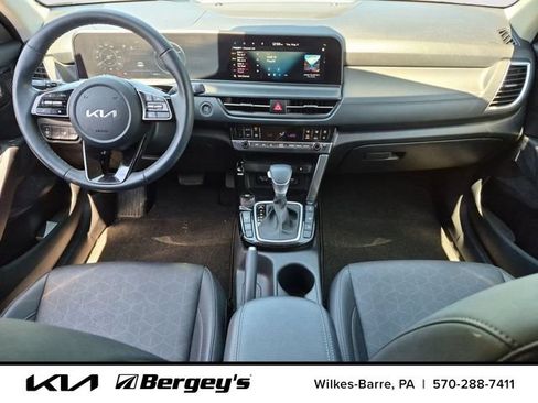 Certified 2024 Kia Seltos EX AWD/4WD image 28