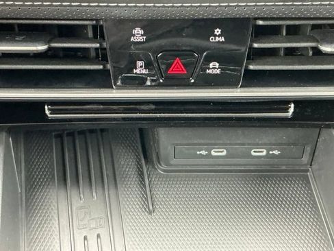 Certified 2025 Volkswagen Atlas SE w/ Black Wheel Package AWD/4WD image 28