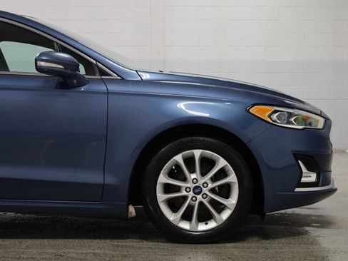 Used 2019 Ford Fusion Energi Titanium image 11