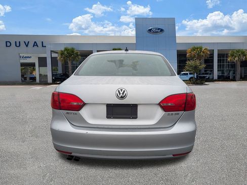 Used 2012 Volkswagen Jetta SE image 5
