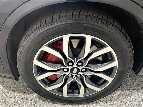 Used 2023 Cadillac XT6 Sport image 36