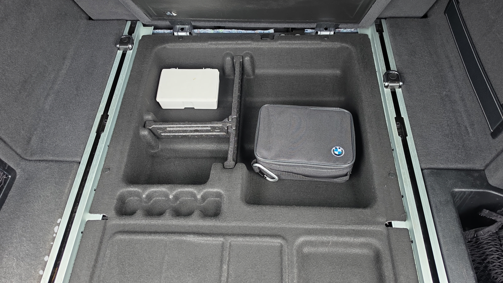 Used 2016 BMW X3 xDrive28i AWD/4WD image 29