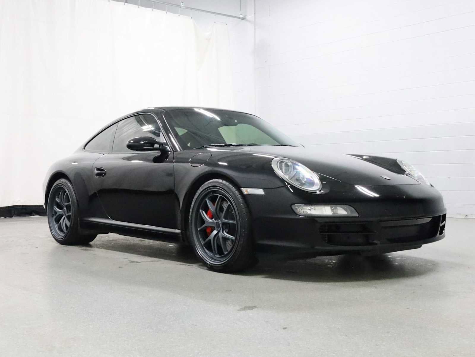 Used 2005 Porsche 911 Carrera S RWD image 13