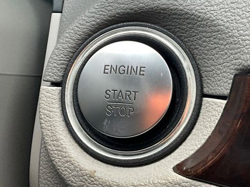 Used 2011 Mercedes-Benz E 350 Cabriolet image 30