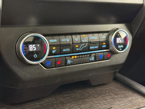 Used 2019 Ford Expedition Max Limited image 26